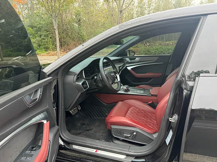 Audi A7L 2024 2024款 45 TFSI quattro S-line 黑武士版