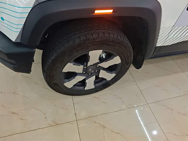 BAIC Beijing BJ40 Hybrid 2025 2025款 进阶版