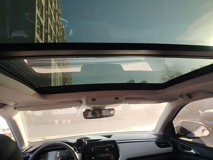 Volkswagen Tharu 2025 2025款 新锐 300TSI 锐意版