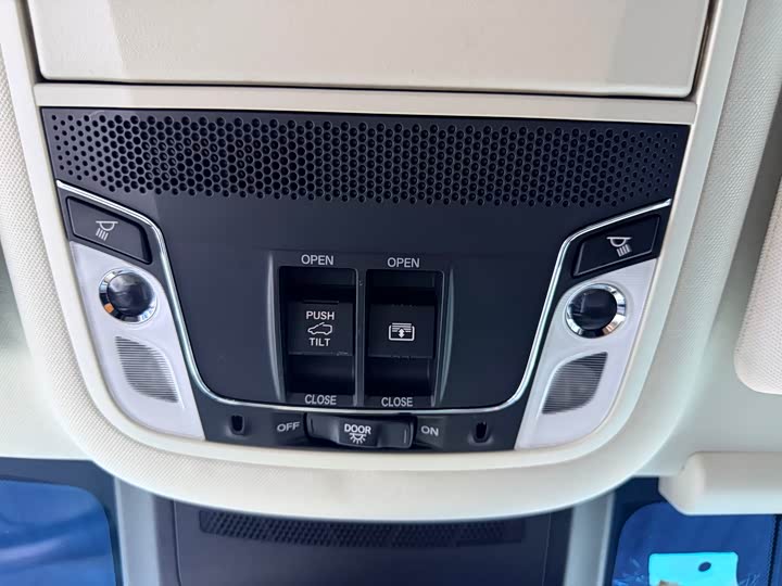 Honda Elysion 2024 2024款 2.0L e:HEV 豪华版