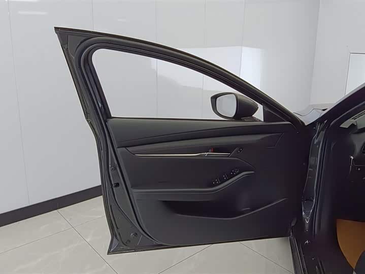 Mazda 3 (Axela) 2023 2023款 2.0L 自动质臻版