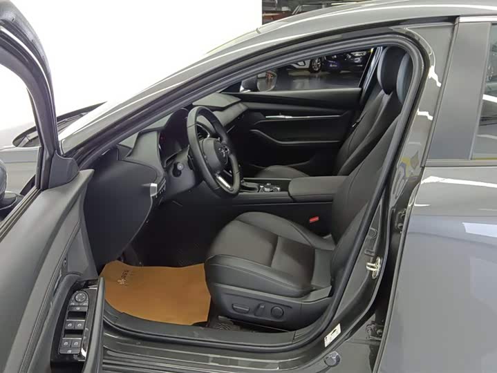 Mazda 3 (Axela) 2023 2023款 2.0L 自动质臻版