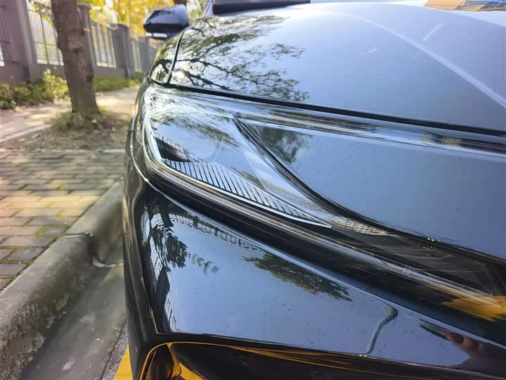 Toyota Camry 2024 2024款 双擎 2.0HG 尊贵版