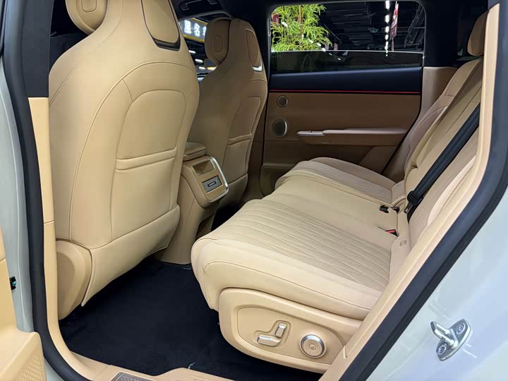 Exeed Sterra ET 2024 2024款 增程 240 Ultra四驱