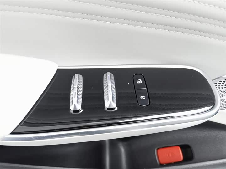 Changan Qiyuan (Nevo) A07 2025 2025款 蓝鲸纯电版 710旗舰型