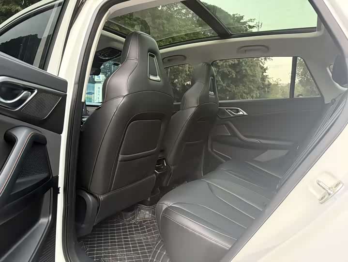 Roewe RX5 2023 2023款 1.5T 旗舰智驾版