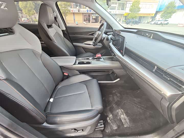 Changan Oshan Z6 2023 2023款 蓝鲸 1.5T DCT智领型