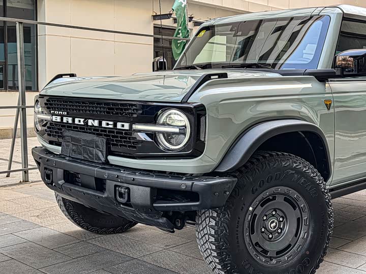 Ford Bronco 2024 2024款 2.3T 荒地