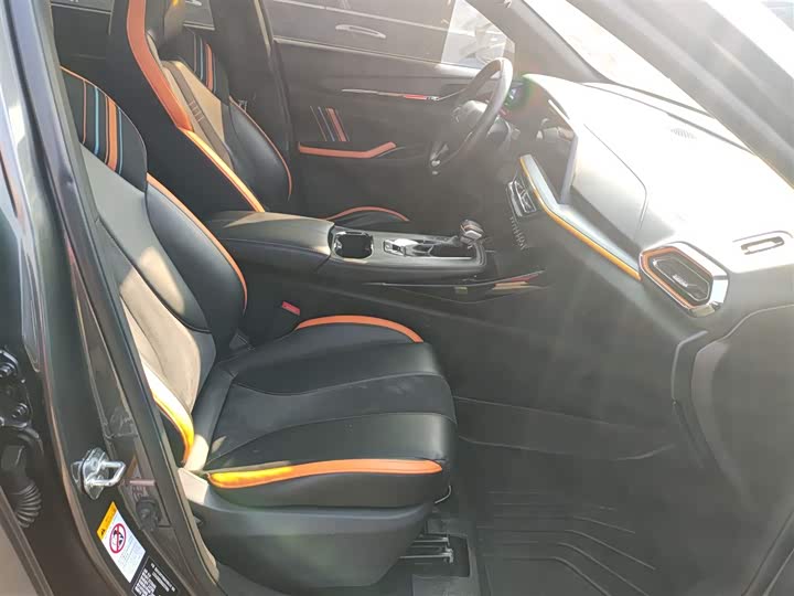 Changan Oshan X5 2022 2022款 运动版 1.5T DCT飓风音速