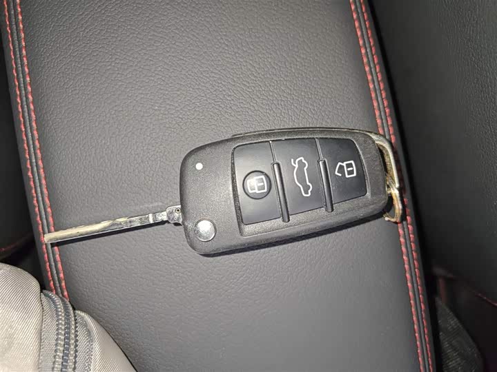 Audi Q2L 2024 2024款 35TFSI 进取动感型