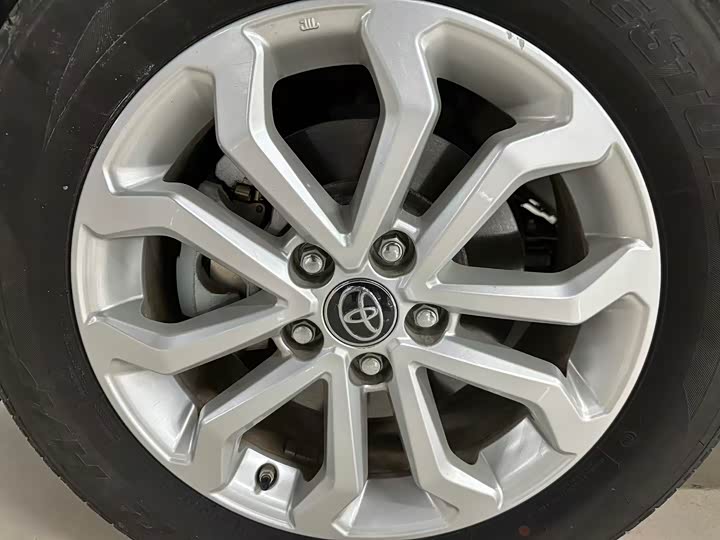 Toyota Frontlander 2024 2024款 2.0L CVT精英版