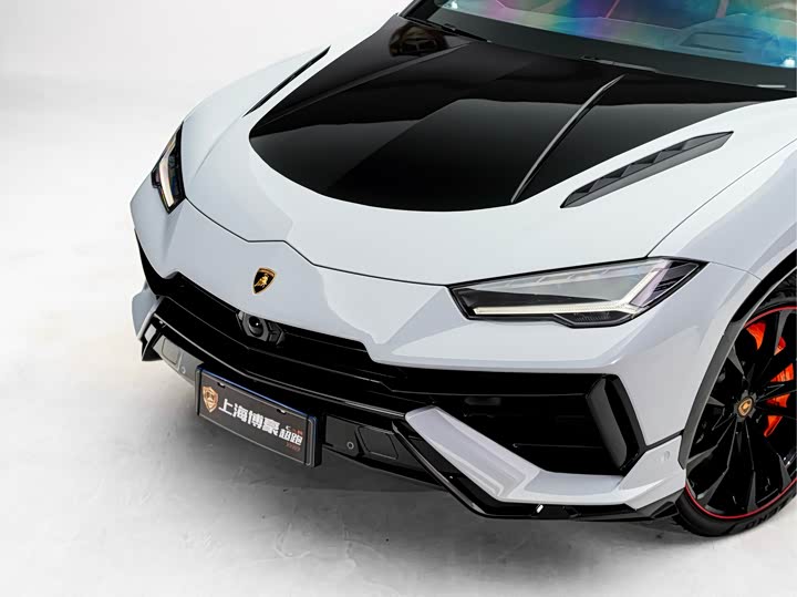 2023 Lamborghini Urus