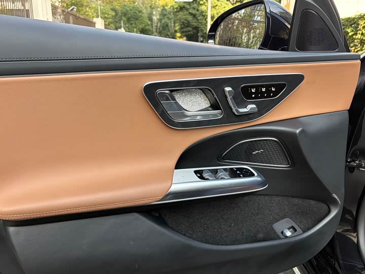 Mercedes-Benz E-Class 2025 2025款 E 300 L 时尚型