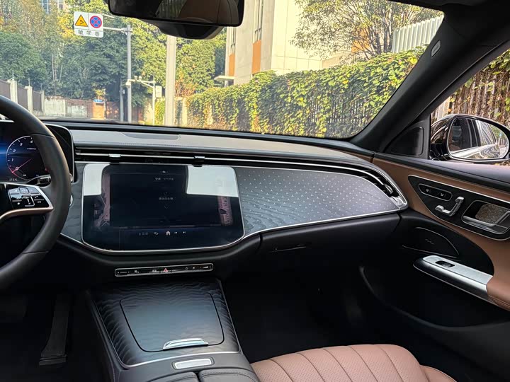 Mercedes-Benz E-Class 2025 2025款 E 300 L 时尚型