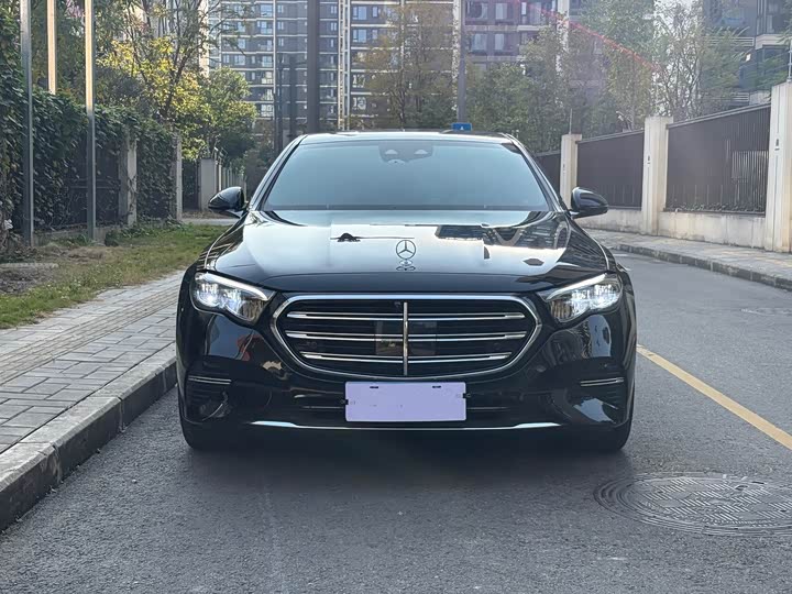Mercedes-Benz E-Class 2025 2025款 E 300 L 时尚型