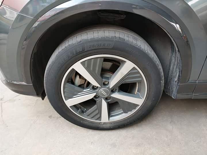 Audi Q2L e-tron 2019 2019款 Q2L e-tron 纯电智享型