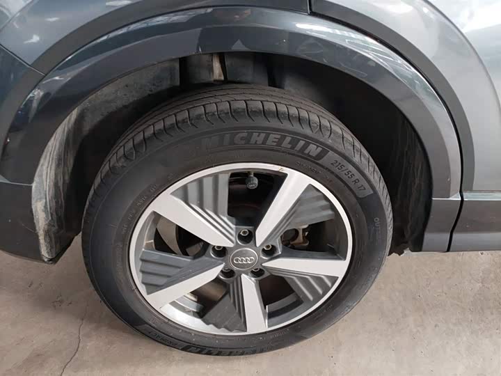 Audi Q2L e-tron 2019 2019款 Q2L e-tron 纯电智享型