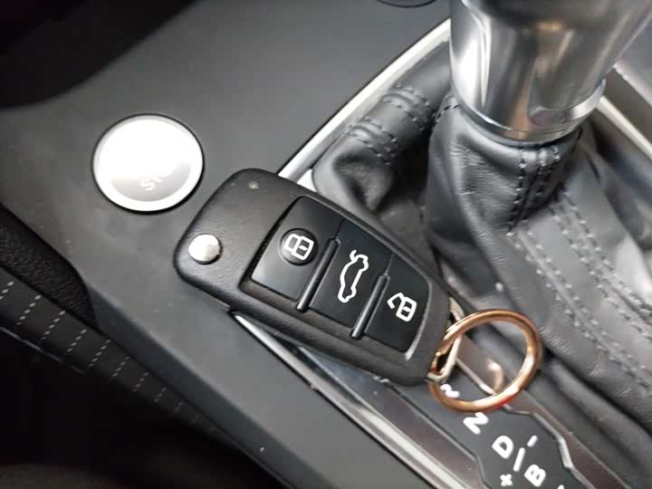 Audi Q2L e-tron 2019 2019款 Q2L e-tron 纯电智享型