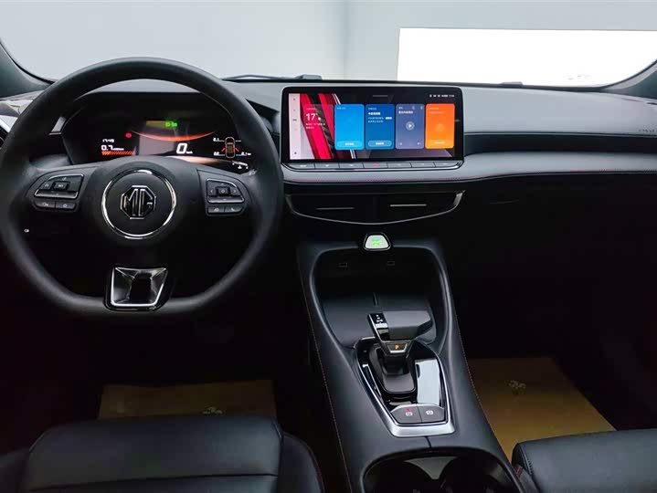 MG Motor 5 2025 2025款 300TGI 全球旗舰版