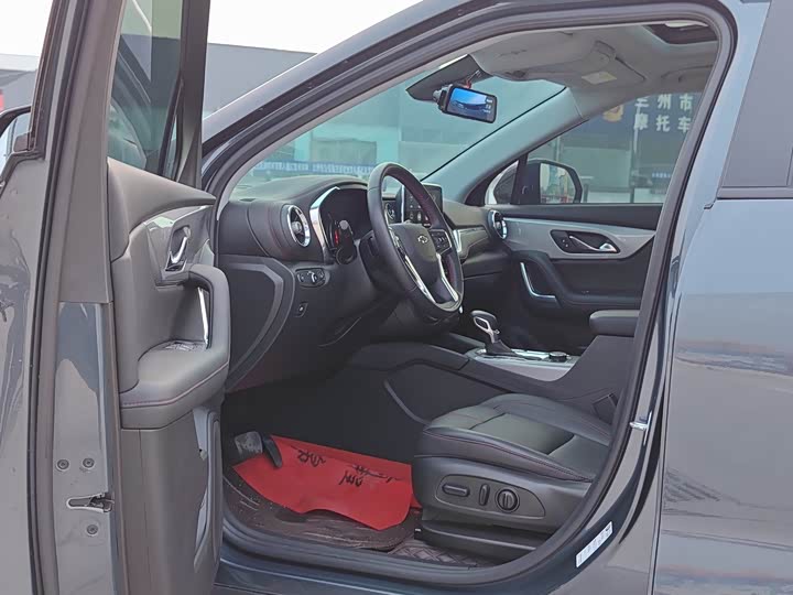 Chevrolet Blazer 2022 2022款 轻混 650T Redline 7座 霆版