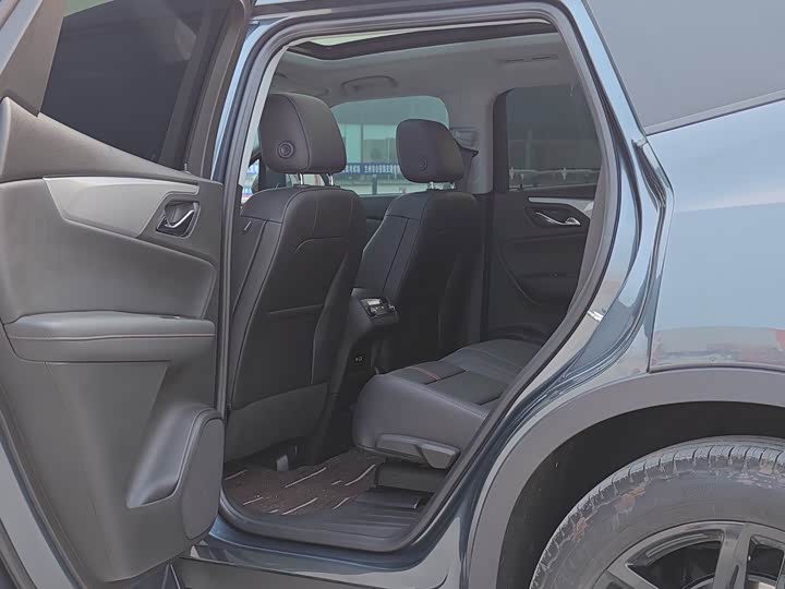 Chevrolet Blazer 2022 2022款 轻混 650T Redline 7座 霆版
