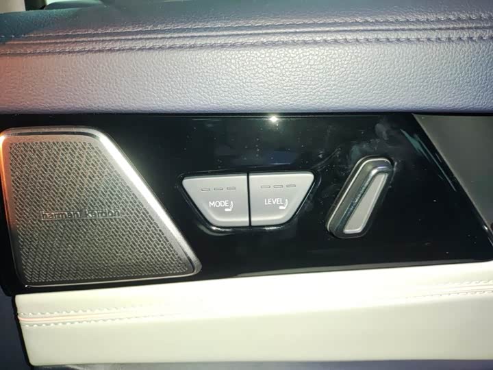 Volkswagen Passat 2025 2025款 Pro 380TSI 星空龙尊版