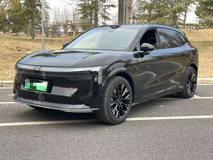 Zeekr 7X 2025 2025款 75kWh 后驱智驾版