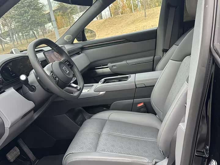 Zeekr 7X 2025 2025款 75kWh 后驱智驾版