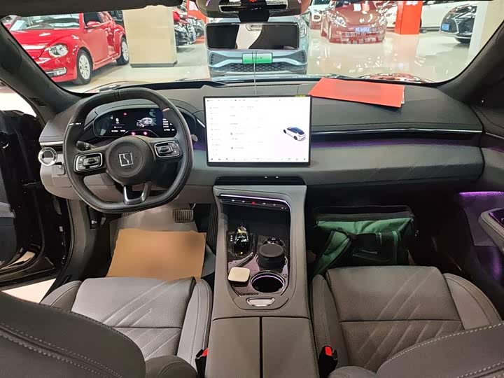 Zeekr 001 2025 2025款 ME版 100kWh 四驱