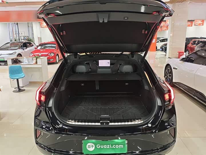 Zeekr 001 2025 2025款 ME版 100kWh 四驱