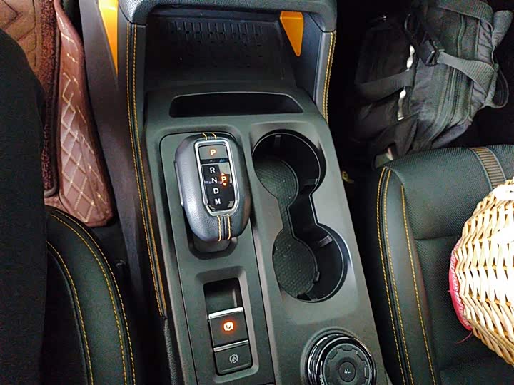 Ford Ranger 2023 2023款 野地四驱自动版 汽油