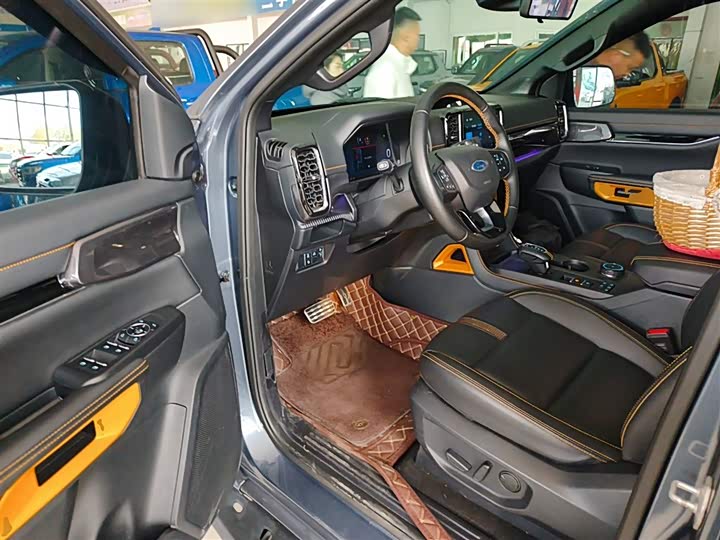 Ford Ranger 2023 2023款 野地四驱自动版 汽油