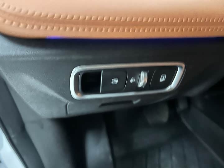 Jetour Shanhai L7 2024 2024款 1.5T 120km ULTRA 7座