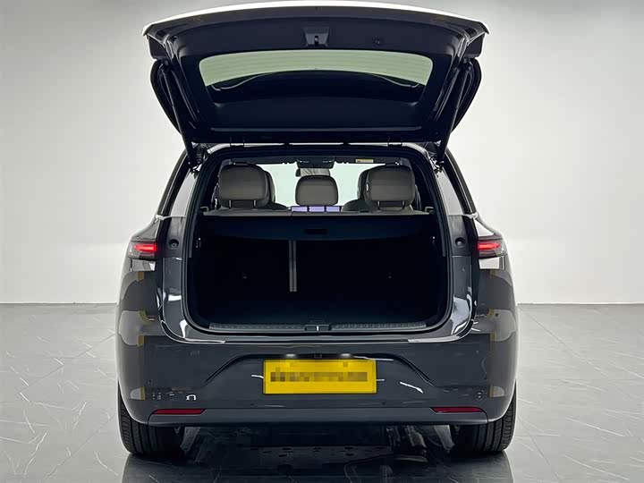 LiXiang L6 2025 2025款 Pro 智能焕新版