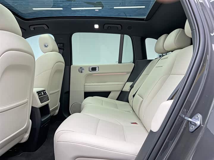 LiXiang L6 2025 2025款 Pro 智能焕新版