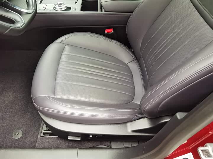 Ford Mondeo 2025 2025款 2.0T EcoBoost 至尊型