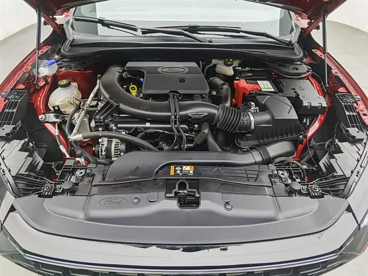 Ford Mondeo 2025 2025款 2.0T EcoBoost 至尊型