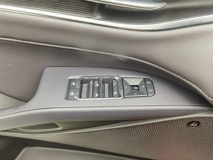 Ford Mondeo 2025 2025款 2.0T EcoBoost 至尊型