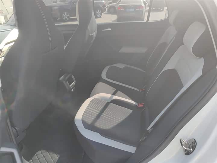 Volkswagen Tharu 2025 2025款 新锐 1.5L 锐进版