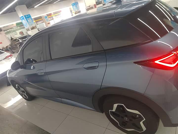 BYD Dolphin 2025 2025款 420km 活力版