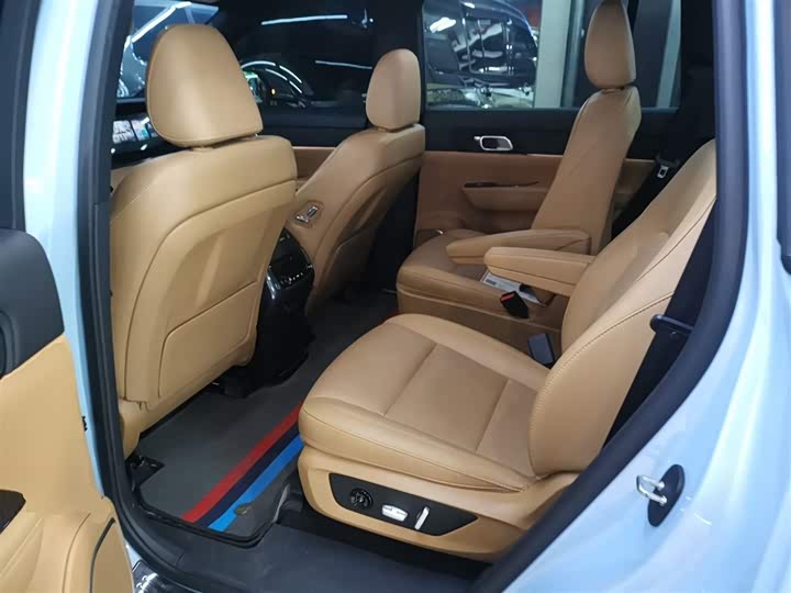 LiXiang One 2021 2021款 增程6座版