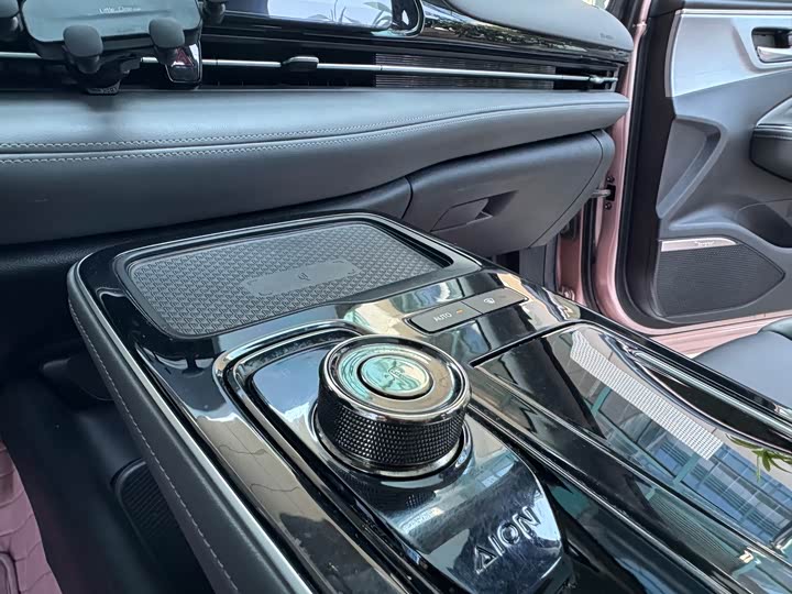 GAC Aion S Plus 2023 2023款 70 乐享版 磷酸铁锂