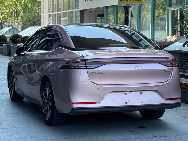 GAC Aion S Plus 2023 2023款 70 乐享版 磷酸铁锂