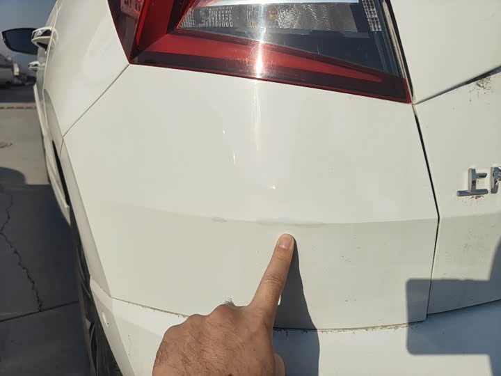 Skoda Karoq 2023 2023款 TSI280 奢享版