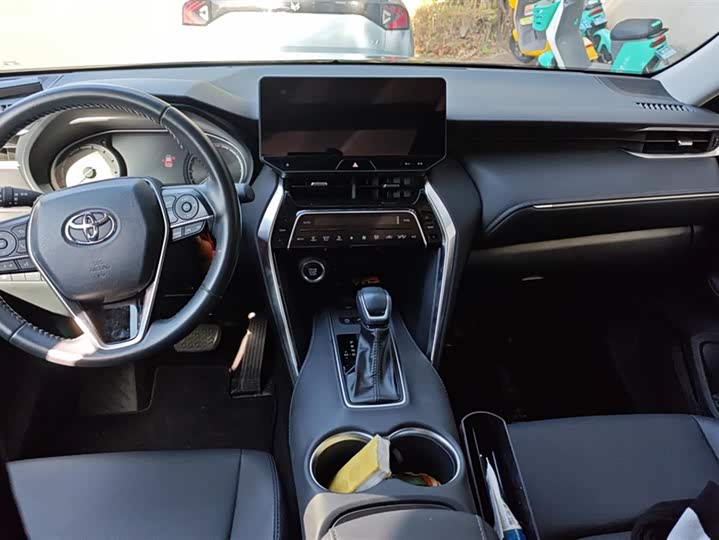 Toyota Venza 2023 2023款 2.0L CVT两驱尊贵版