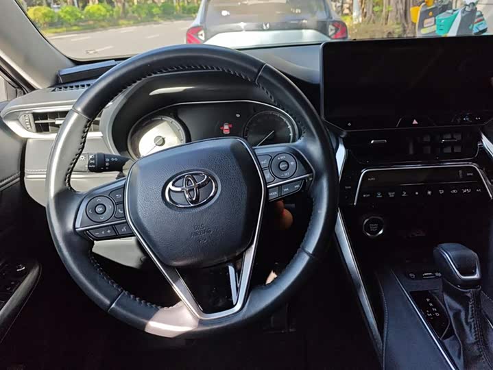 Toyota Venza 2023 2023款 2.0L CVT两驱尊贵版