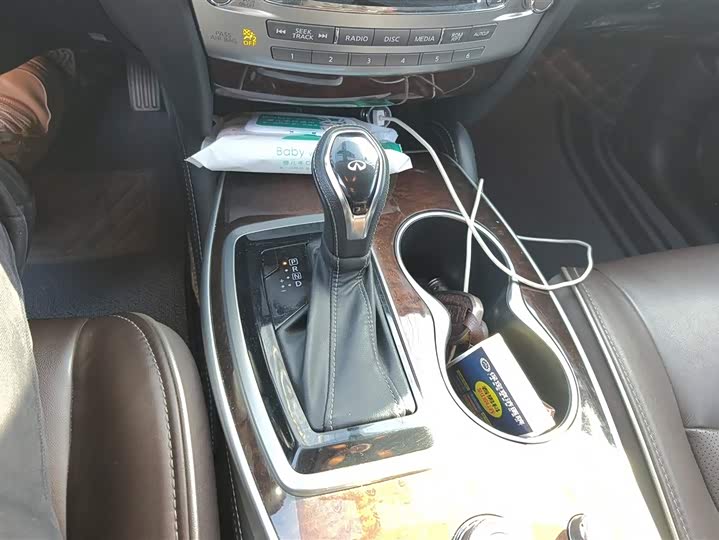 Infiniti QX60 2020 2020款 2.5 S/C Hybrid 两驱卓越版