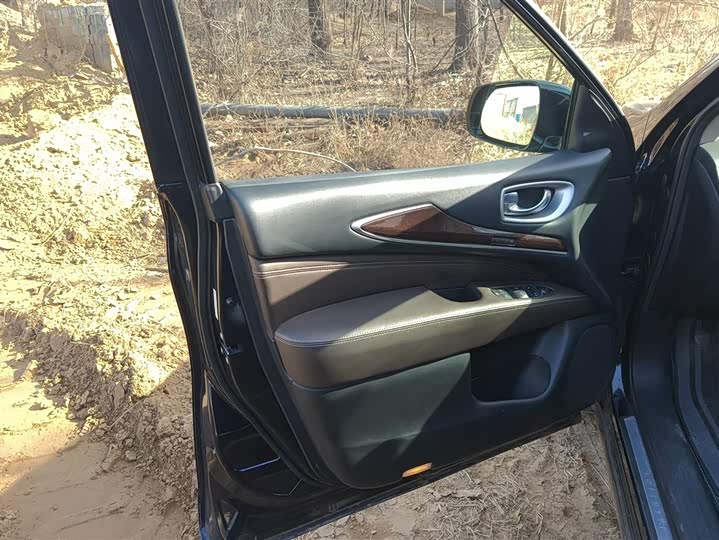 Infiniti QX60 2020 2020款 2.5 S/C Hybrid 两驱卓越版