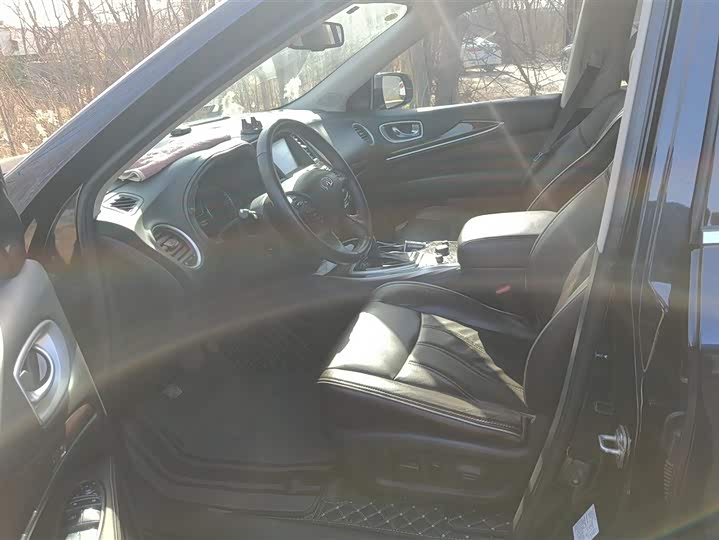 Infiniti QX60 2020 2020款 2.5 S/C Hybrid 两驱卓越版