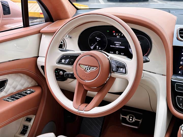 Bentley Bentayga 2023 2023款 4.0T V8 雅度版